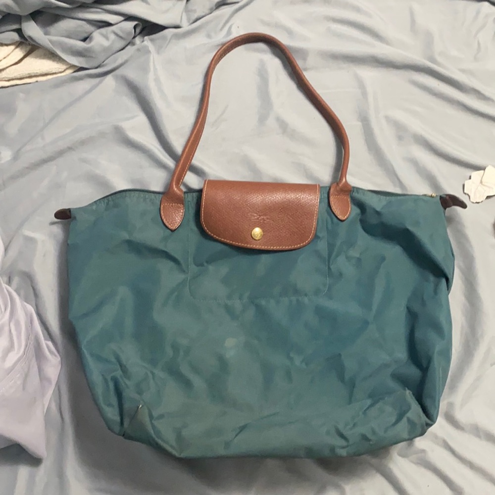 Lonchamp medium sized purse